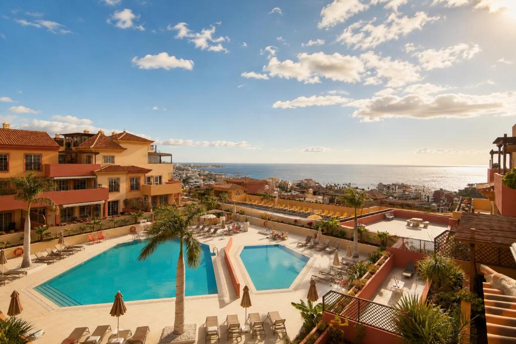 Luxury 2BR Ocean views Heated pool Garage - 1