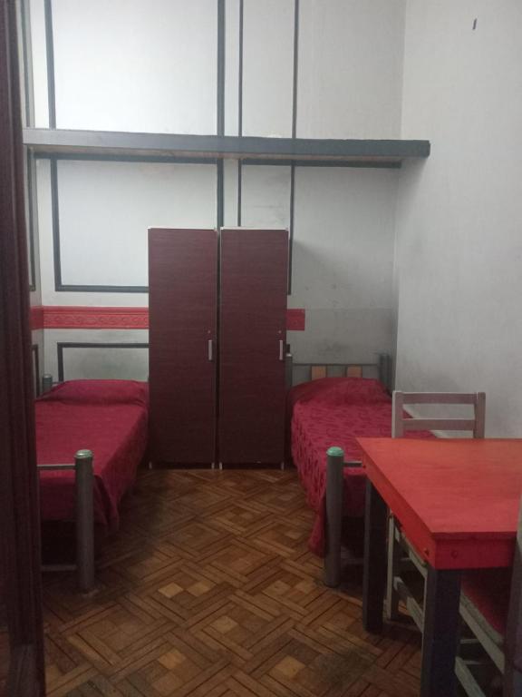 Tinta Roja Residencia Estudiantil - 2