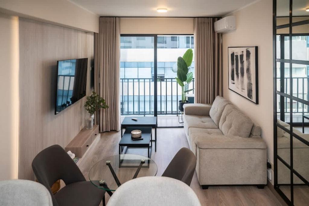 Minimalist Luxe - San Isidro - 3