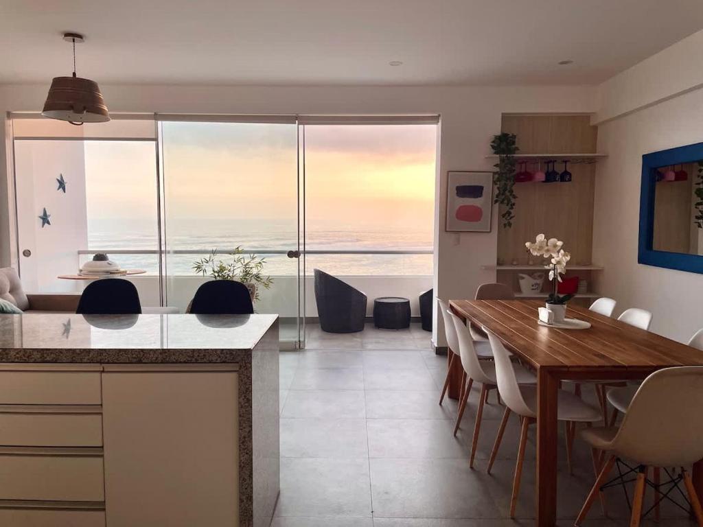 Beach view apartment Punta Hermosa 4BR - 2