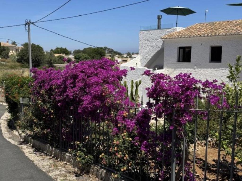 Villa en Denia con Wi-Fi, aire acondicionado, piscina privada y parking - ES-373-54 - 2