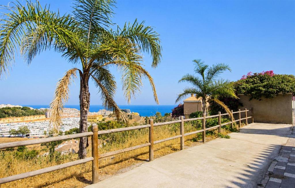 Benalmadena Pool & Garden - 2