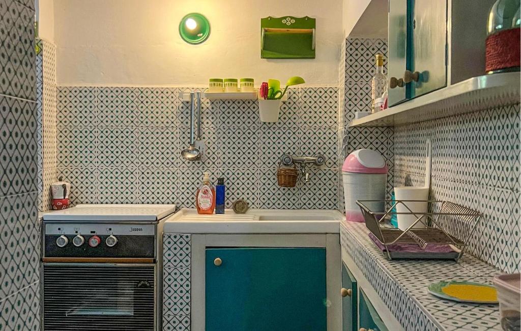 1 Bedroom Gorgeous Apartment In Siracusa - 5