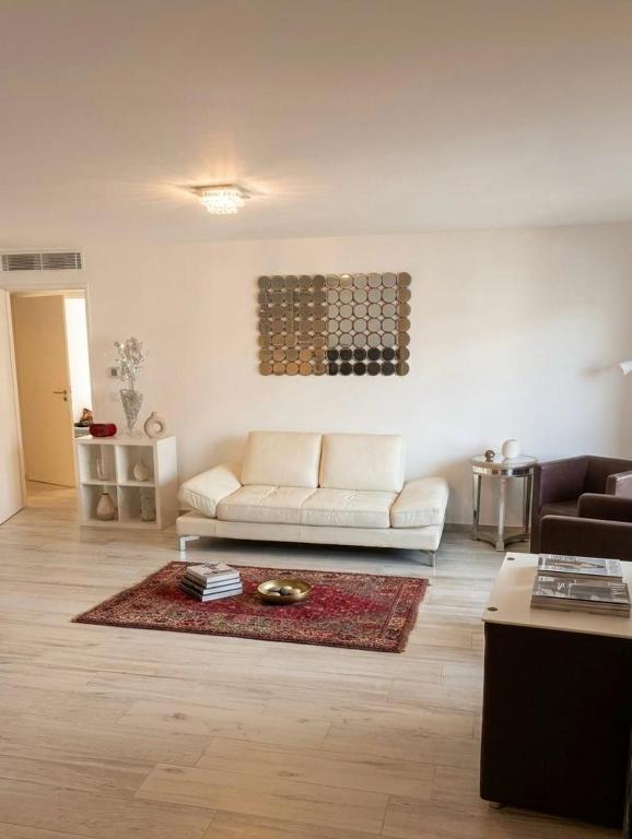 Newly build 2 bed Cap-Martin beach - 10mns from Monaco - 3