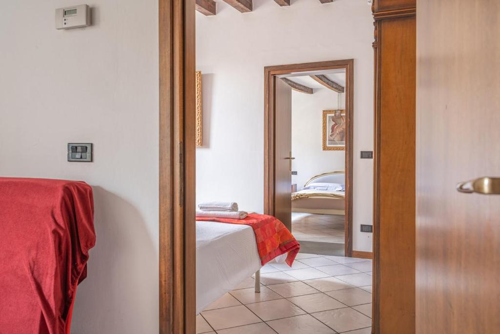 Three-room apartment in the center, next to the stadium - 2