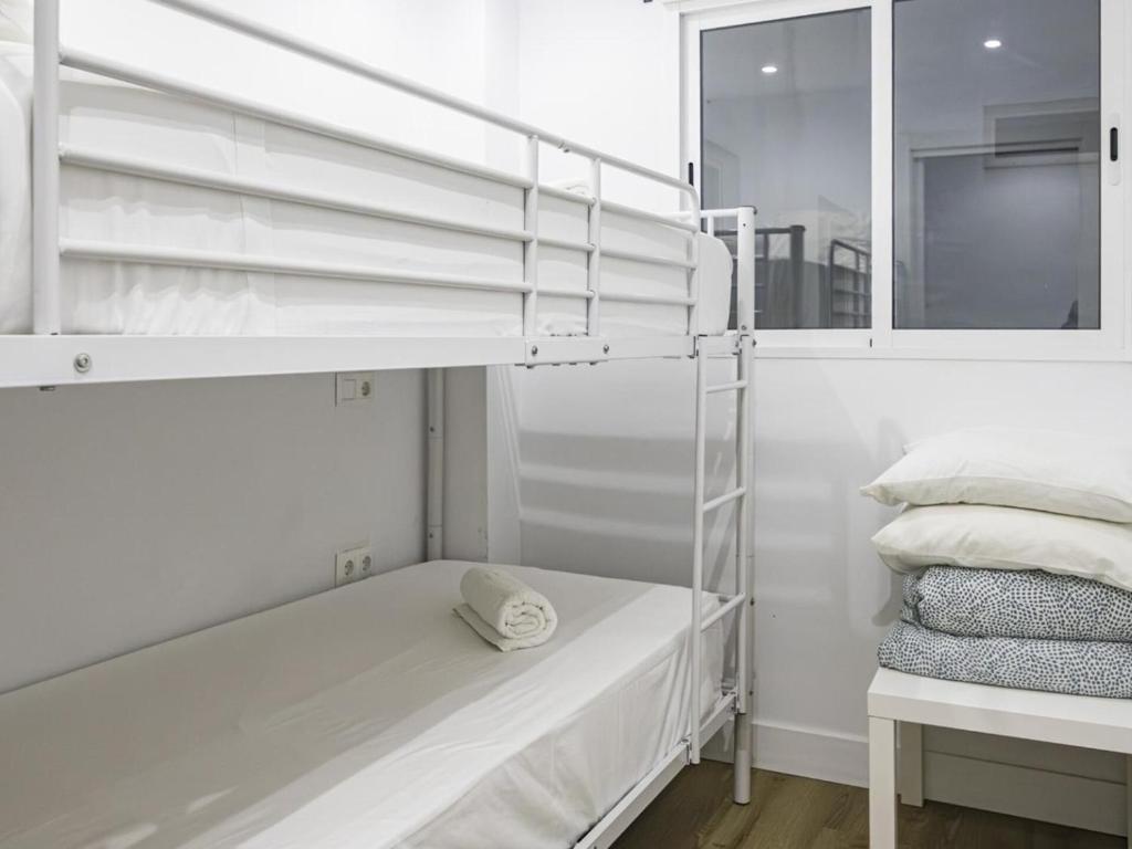 TuriVida Boutique Apartment Next to the Train Station - 2