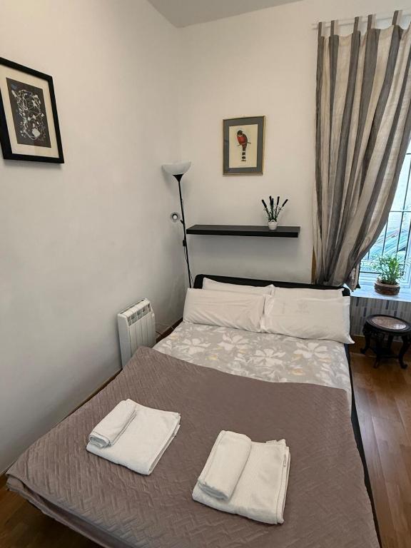 Beautiful apartment next to the Royal Palace in Madrid - 3