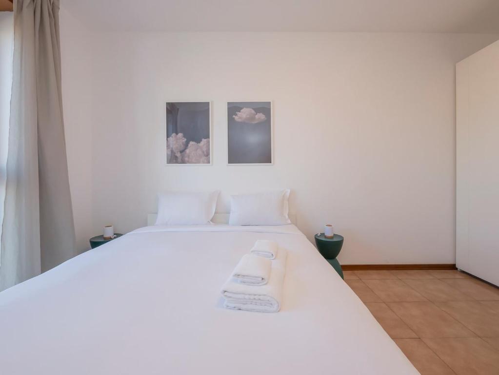 Xenia Milano - 4 rooms apt in Via Cassano 14 - 3