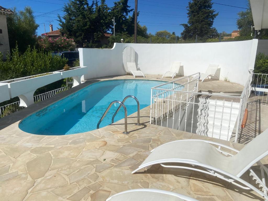 Studio avec piscine et grande terrasse Parking gratuit Nice - 1