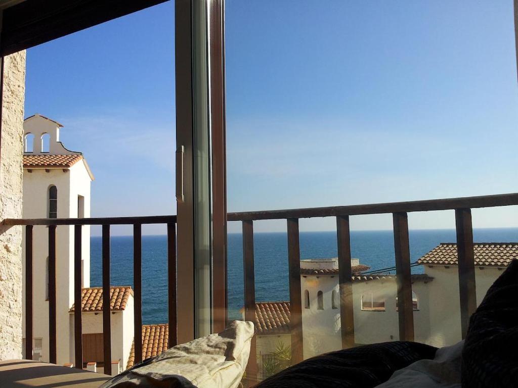 Charming Apartment On The Cliffs with sea views - 3
