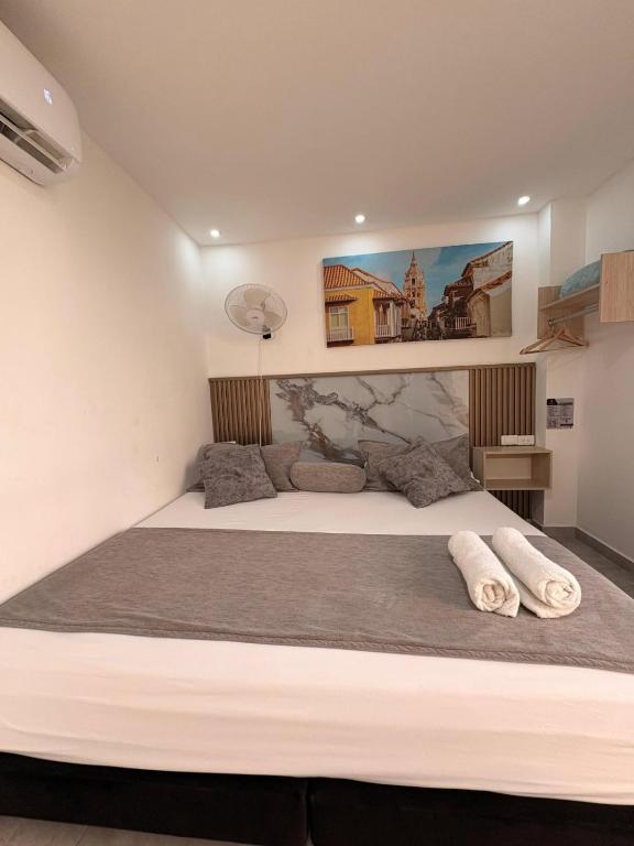 HOTEL THE STAR OF DAVID jr - 1