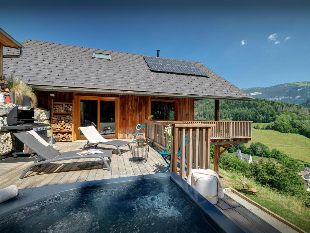 Chalet Emeraude des Alpes - OVO Network - 4