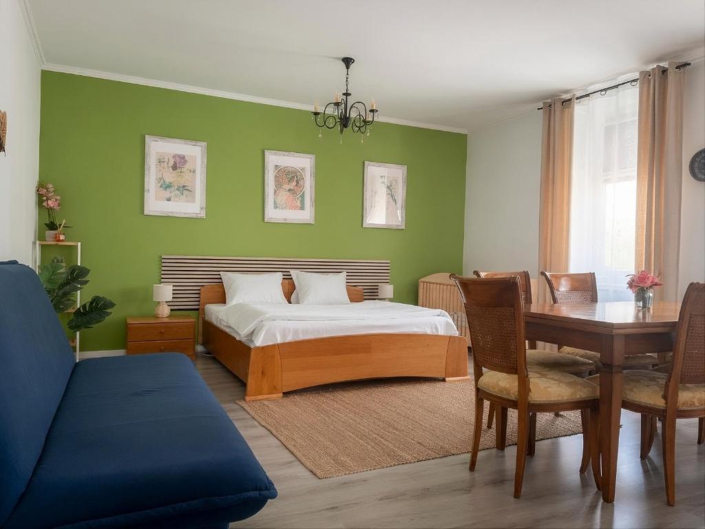 Family Apartments Mürzzuschlag-28-4 - 4