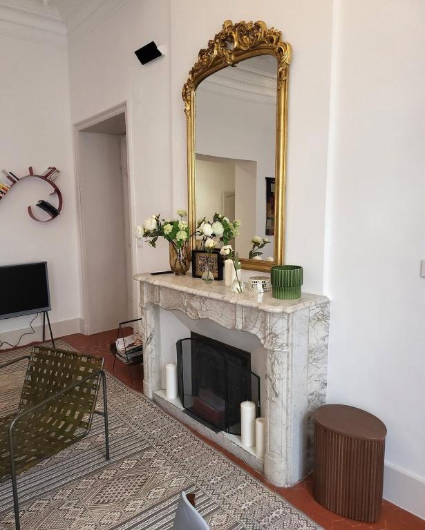 Le Palais 10, Superbe appartement d'Exception Authentique Centre Historique - 3
