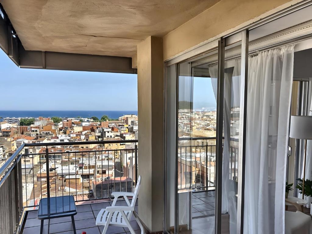Panoramic Sea Views, 11th Floor - 1