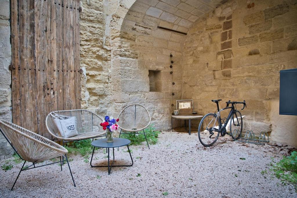 La Maison Comte Charm & History in Uzès - 4