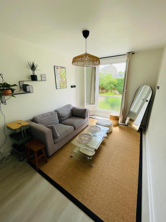 Cozy and bright apartment with private parking - 1