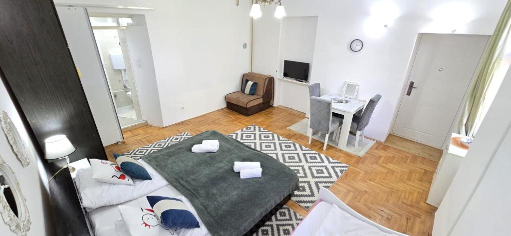 Apartment B with free parking - 2