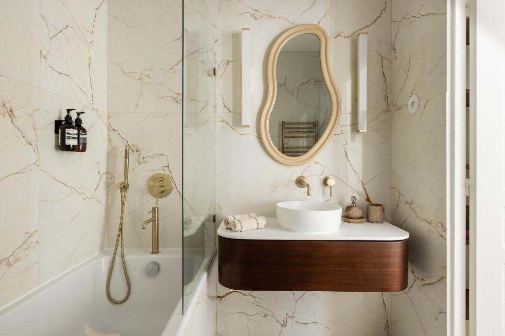 Luxury Rivoli 4 Bed 3,5 Bath by Hotel de Ville BHV - 5