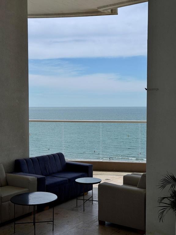 Cómodo y muy bien ubicado apartamento frente al mar - 4