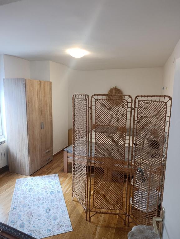 Belgrade Parliament Apartment - 2