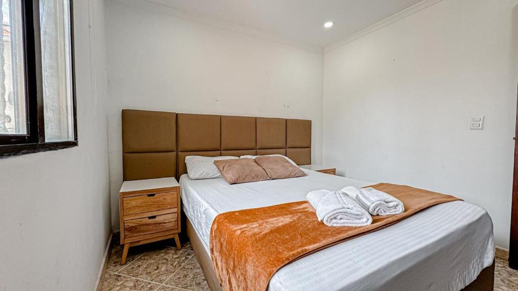 Mediterranean Two Bedroom Apartment in Bocagrande - 5
