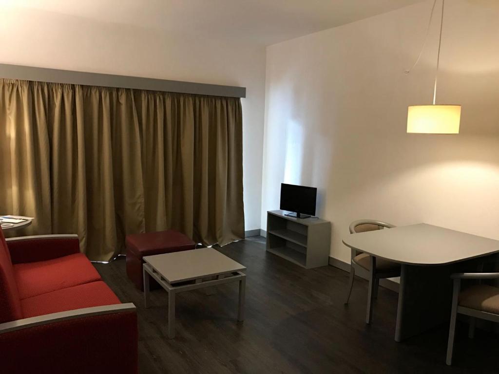 Almar Hotel Apartamento — Hotel rooms in Albufeira, Faro