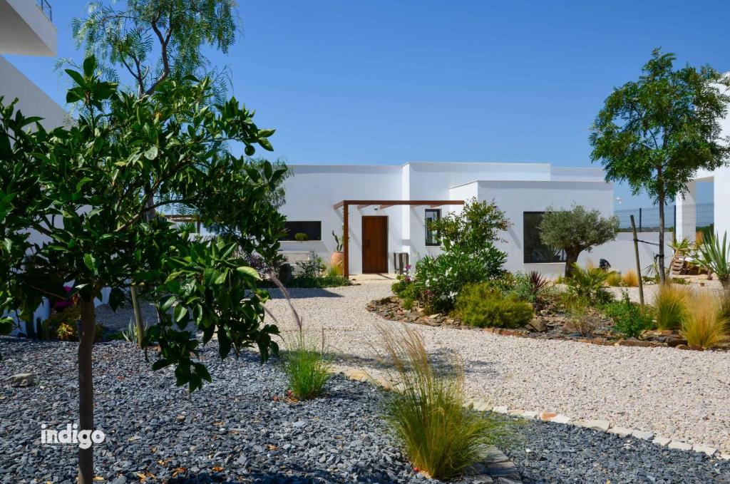 Villa Paz - Modern - Private Pool - Golf Views - 2