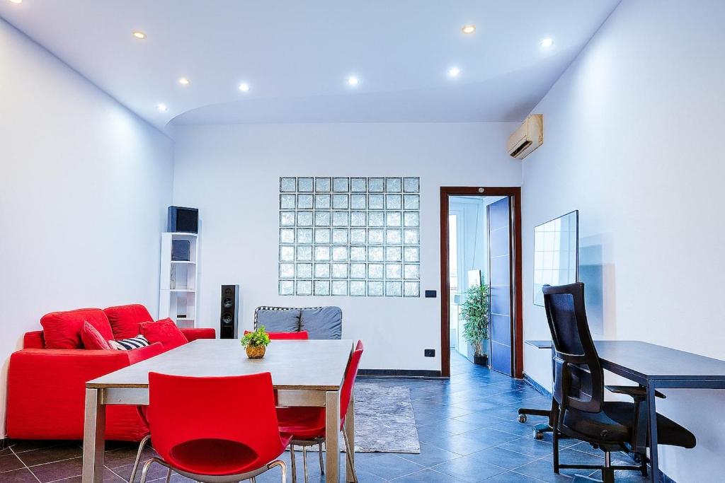 Cinema Suite Tiburtina Apartment - 1