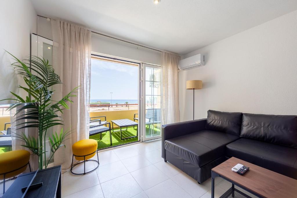 Rada`s seaview apartament - 1