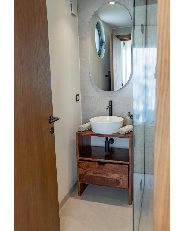 Maison d'été avec vue sur la mer en Saint-Maxim - 3