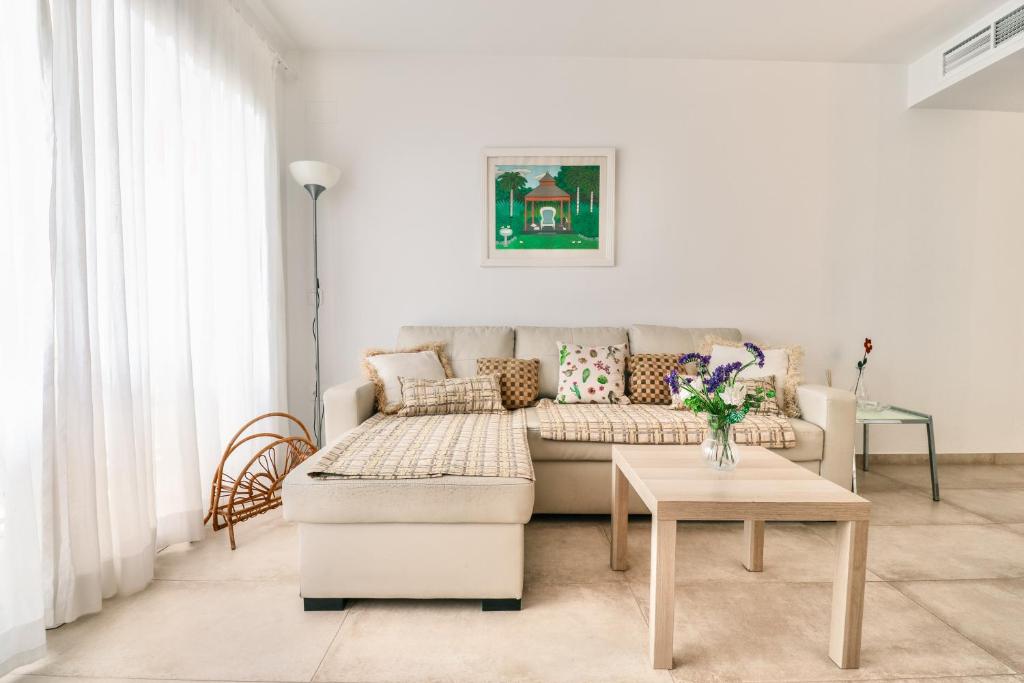 Bliss Frontline Sea View Fuengirola Beach 3 BR - 4