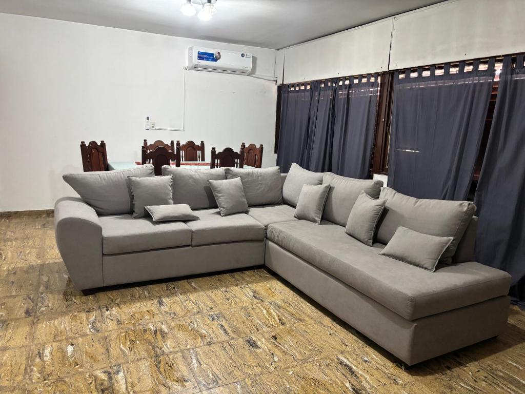 Departamento Villa Carlos Paz centrico de 3 dormitorios con calefacción y cochera incluida capacidad 7 personas - 3