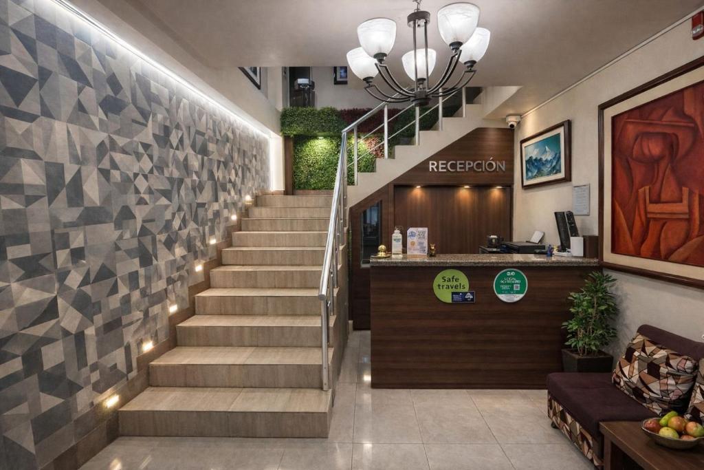 Hotel La Cumbre By Team Adventure - 4