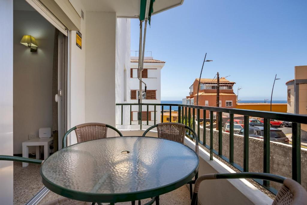 Home2Book Sunny Terrace Apt, el Rincón de ManFe - 1