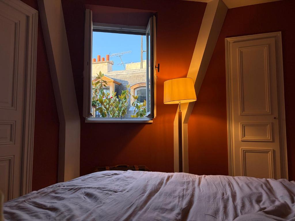Faubourg Saint-Honoré -3Bed 2 BTH-HERMES - 3