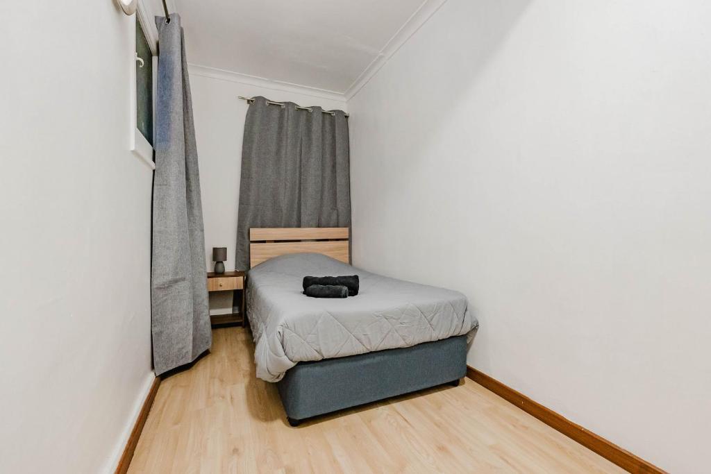 Habitación con baño a pasos del Metro Escuela Militar - 1