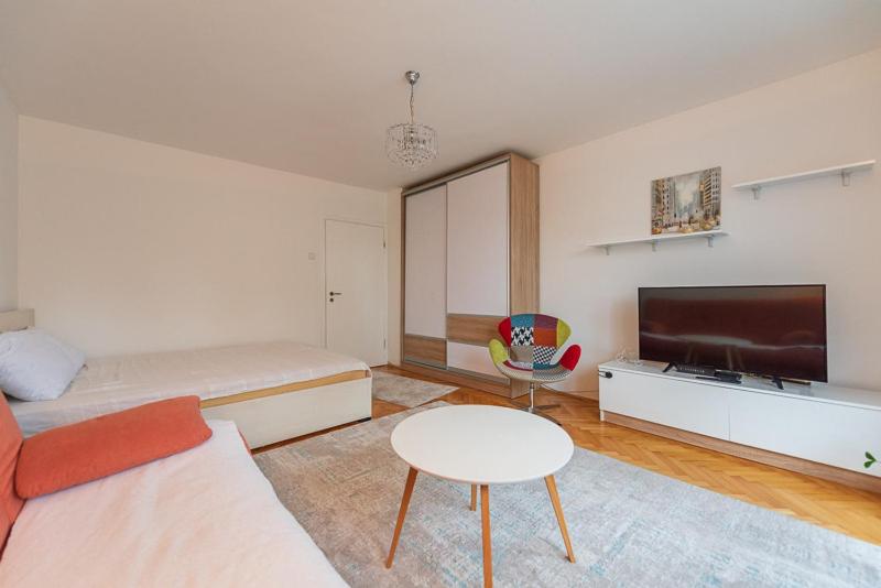 Quiet & Modern Apartment-Sarajevo Centar - 2
