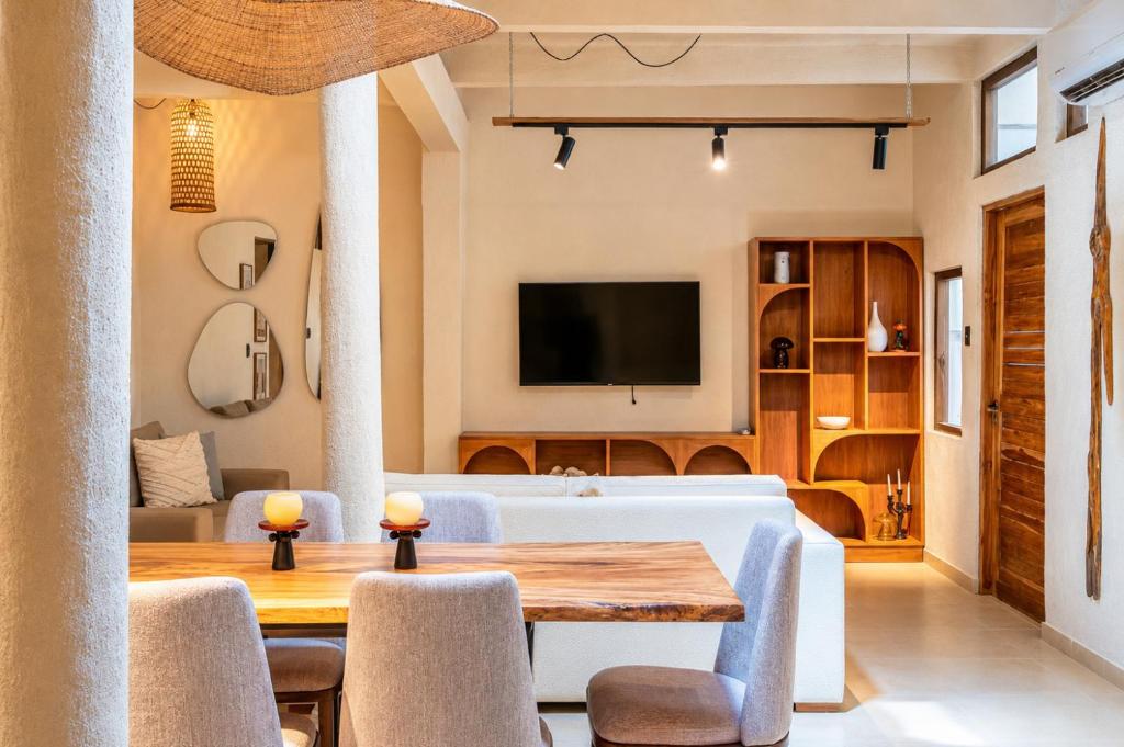 Mediterranean Two Bedroom Apartment in Bocagrande - 1