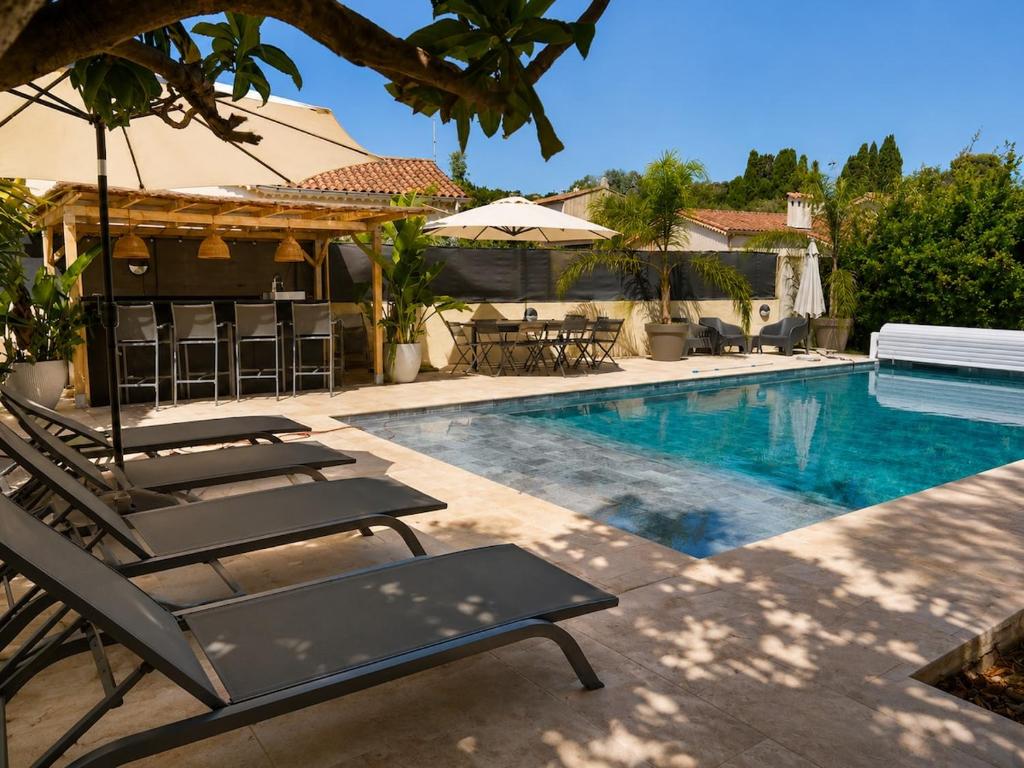 Californian villa with pool and beaches - 2