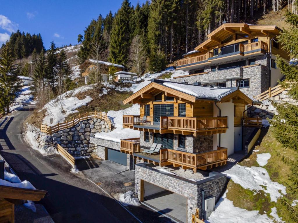 Haus am Hang - 2