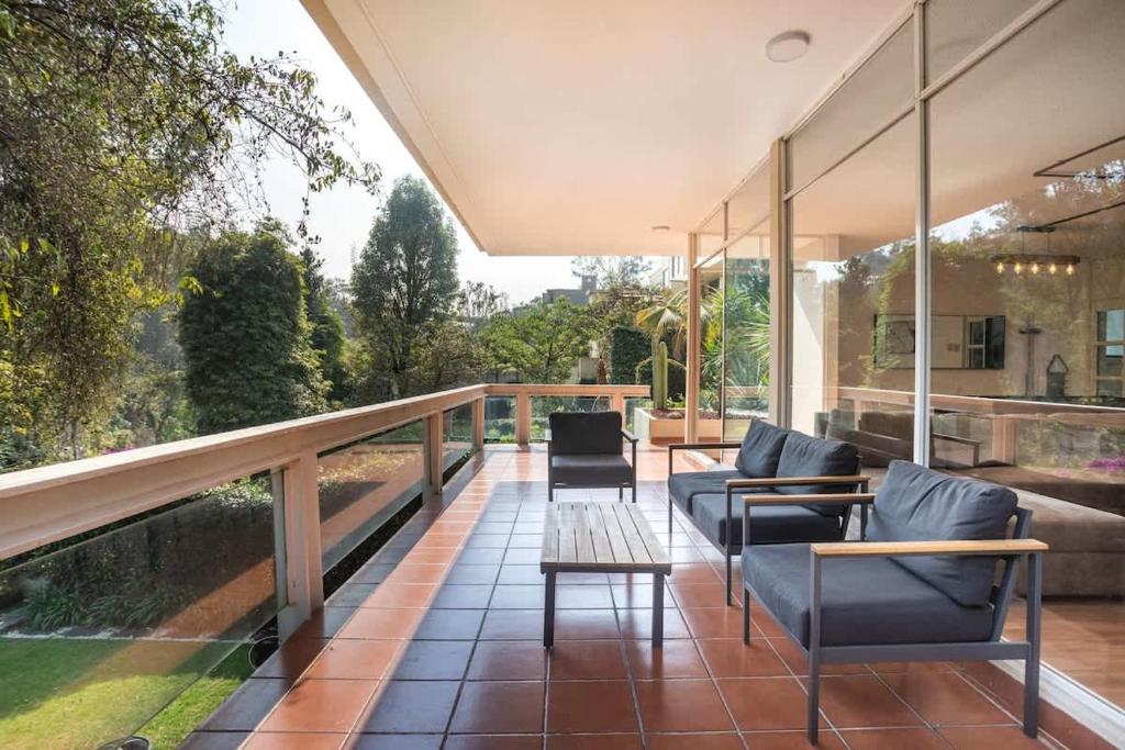 Group Stay In home Fun Yard 15 Min from Polanco! - 1