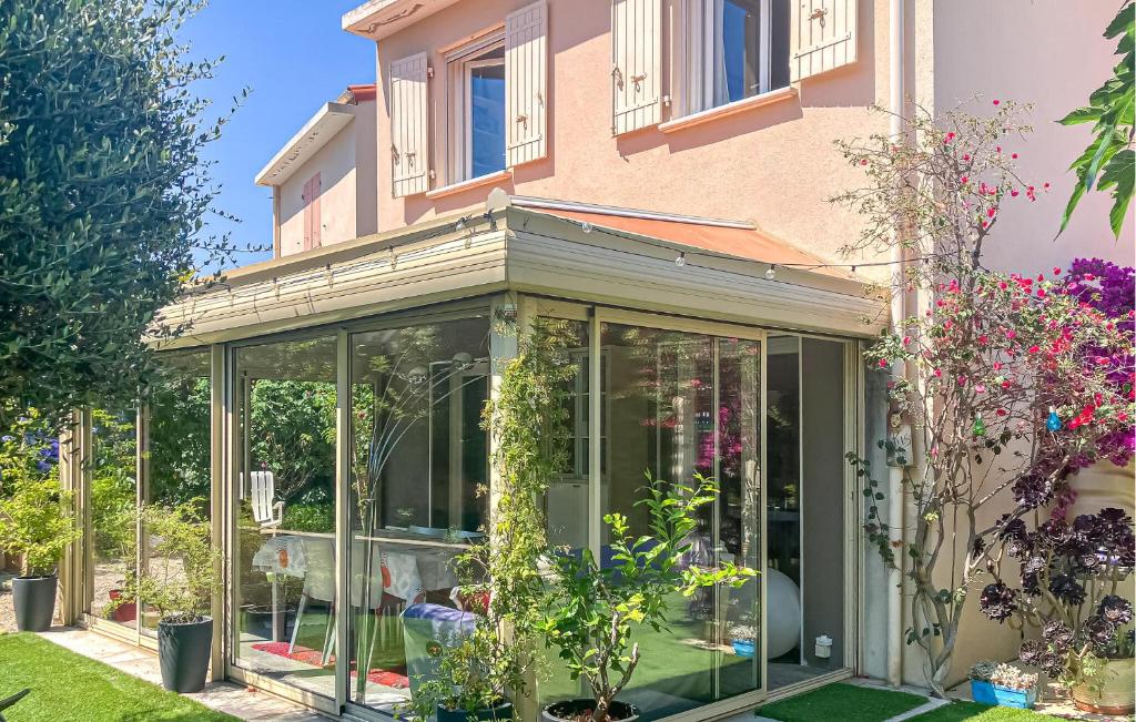 Cozy Home In La Ciotat With Swimming Pool - 1