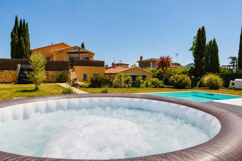NOUVEAU Piscine & Jacuzzi Jardin 400 m 3 Chambres Mandelieu - 1