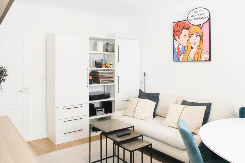 Studio 27m au cœur du 9e arrondissement - 4