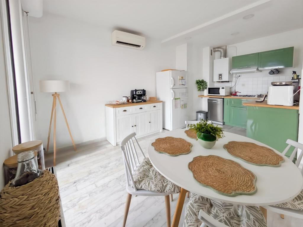 Bright 2-bedroom & beautiful sea view - 5
