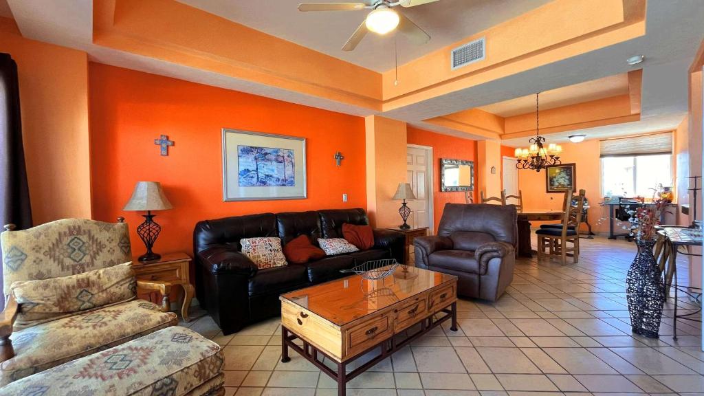 Colorful & Cozy Sandy Beach Condo Palmas G-501 - 2