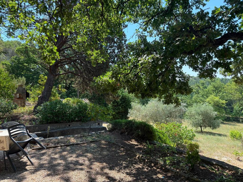 L'Ensoleillade - Maison de campagne avec grand jardin arboré à 5 min d'Aix - 3