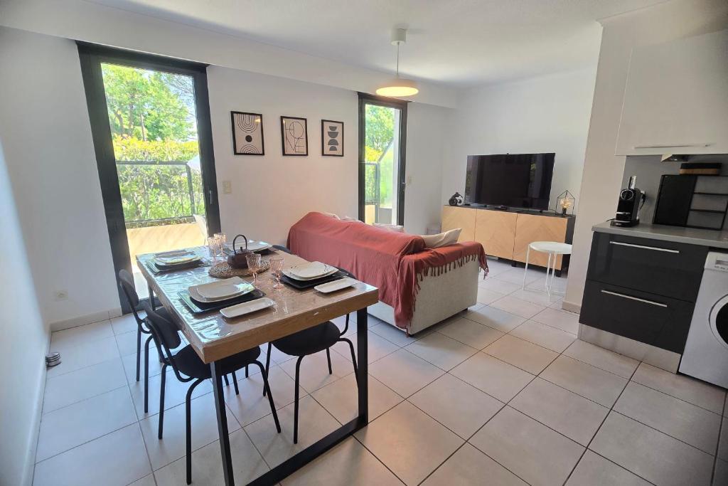 Apartment in Fréjus near the port and beaches - 3