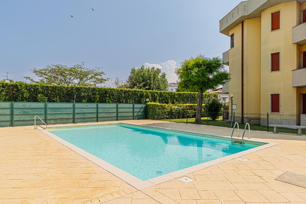 Lake & Pool - Sirmione and Peschiera del Garda - 5